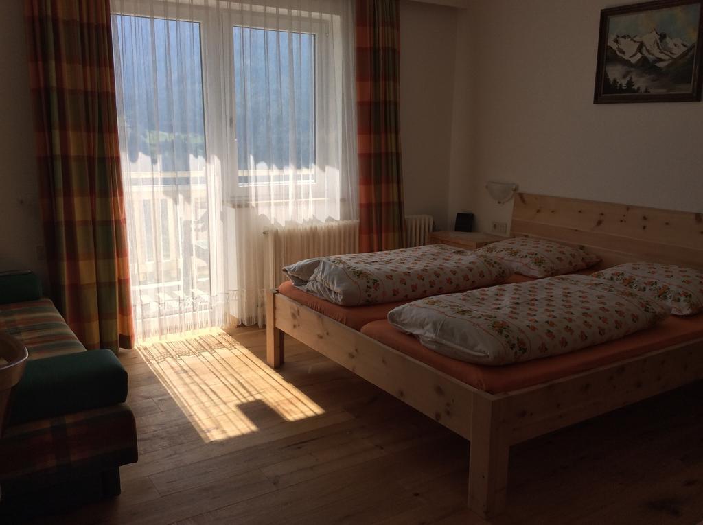 Ferienwohnung Zwoelferblick Bramberg am Wildkogel Kamer foto